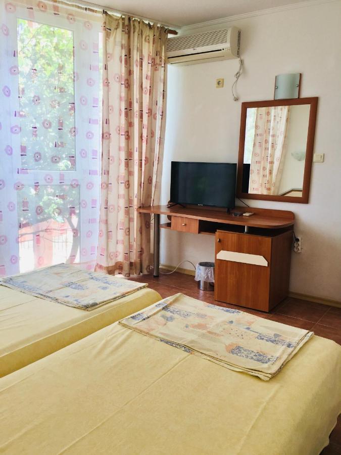 Hotel Sofia Beach Несебир Екстер'єр фото