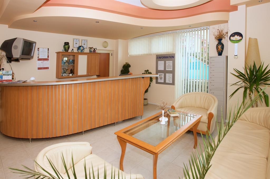 Hotel Sofia Beach Несебир Екстер'єр фото