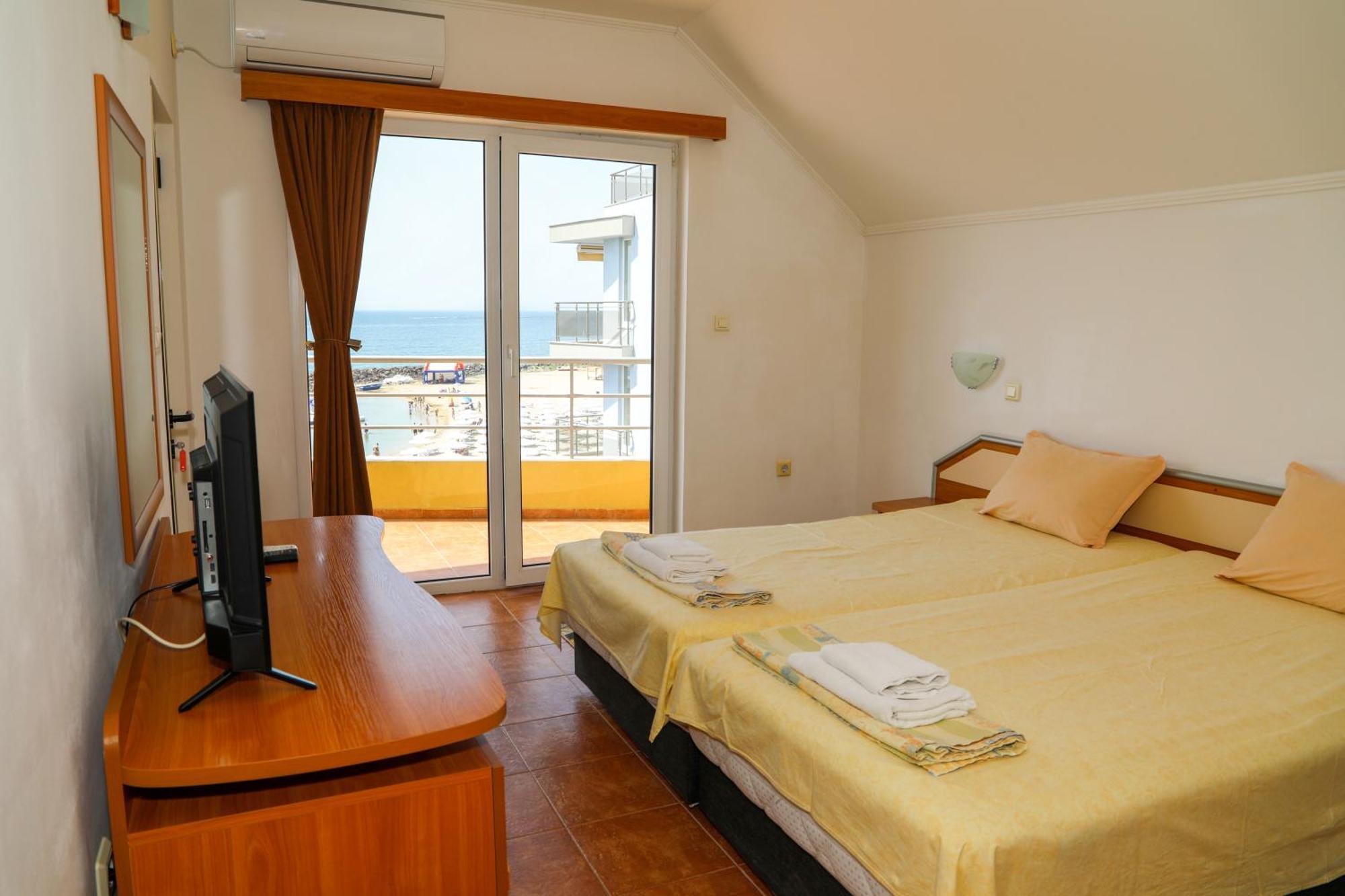 Hotel Sofia Beach Несебир Екстер'єр фото