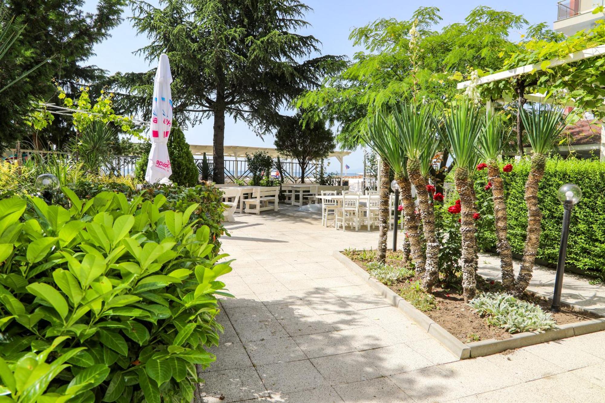 Hotel Sofia Beach Несебир Екстер'єр фото
