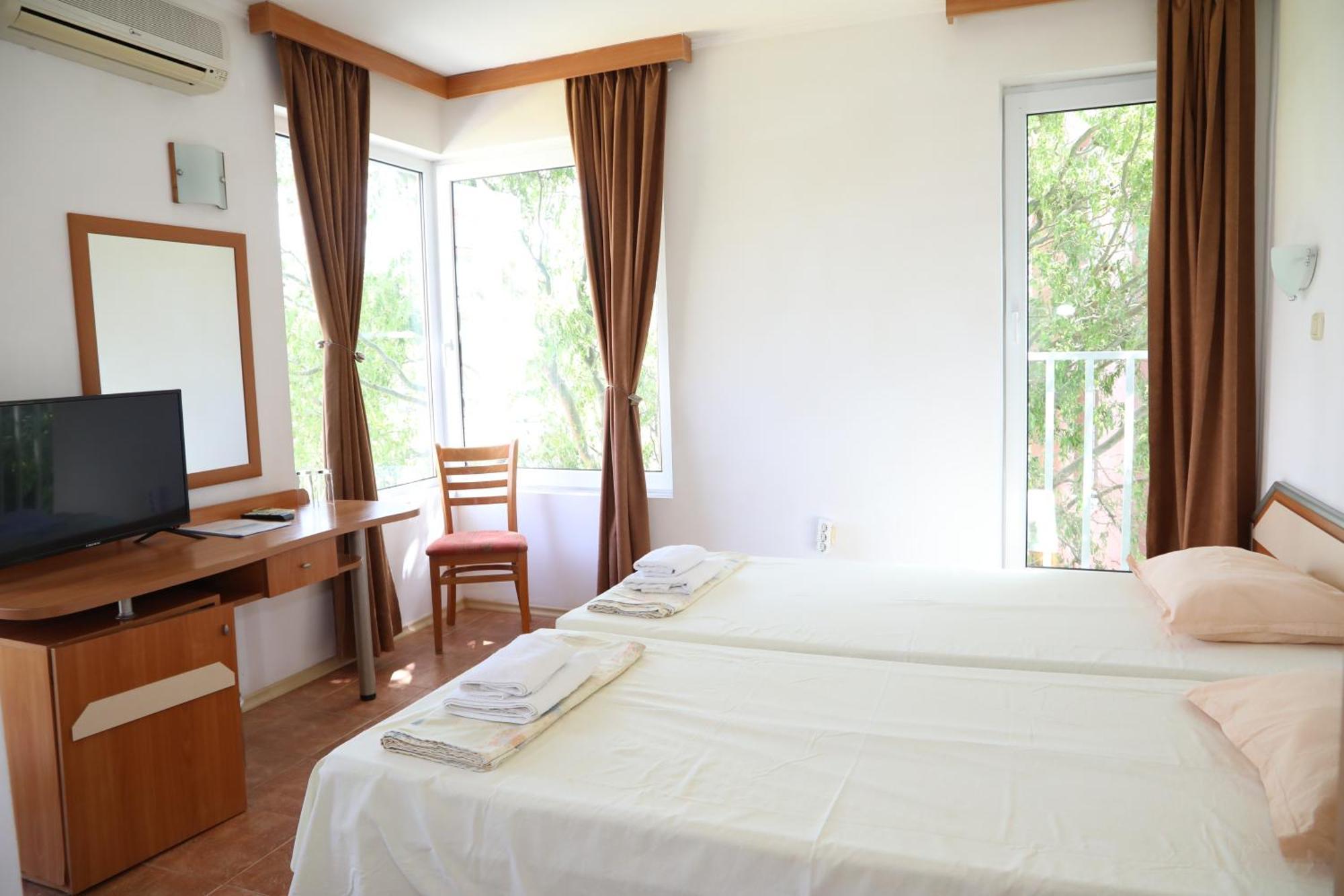 Hotel Sofia Beach Несебир Екстер'єр фото