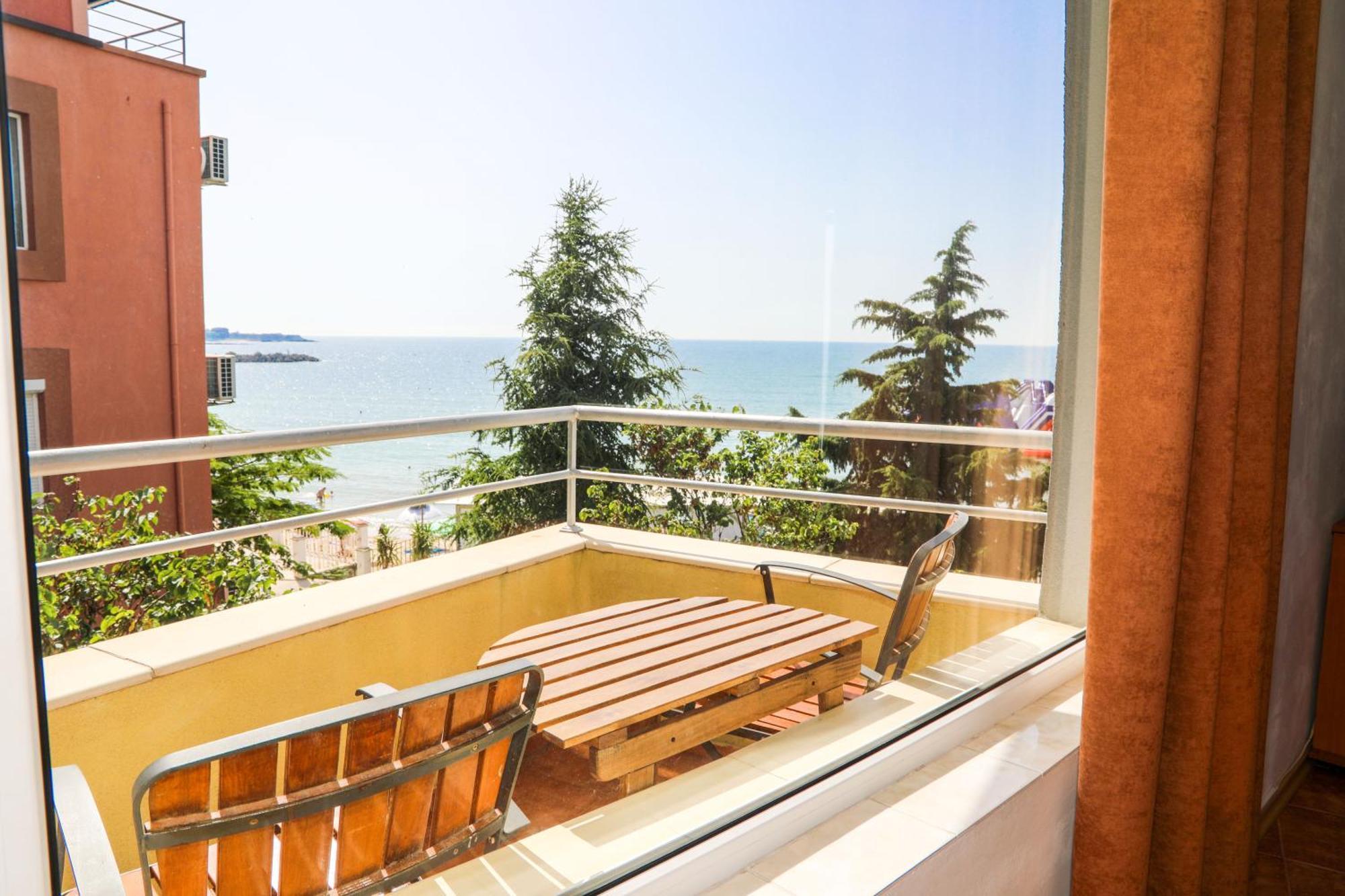 Hotel Sofia Beach Несебир Екстер'єр фото