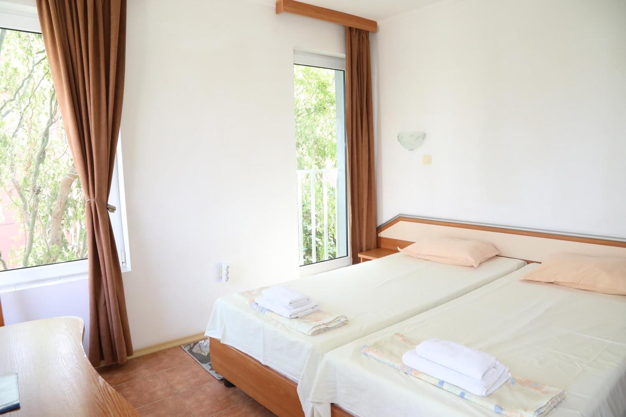 Hotel Sofia Beach Несебир Екстер'єр фото