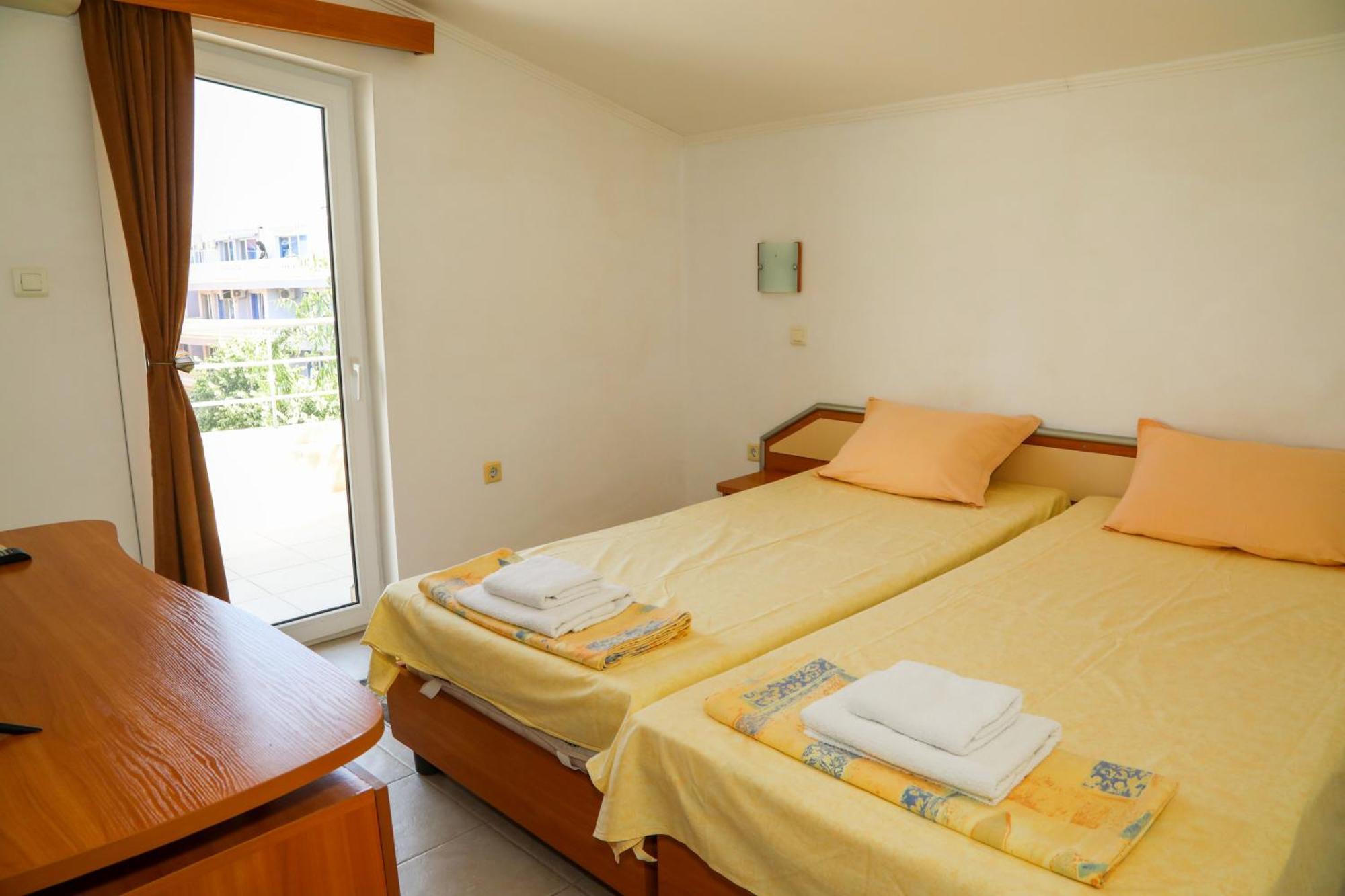 Hotel Sofia Beach Несебир Екстер'єр фото